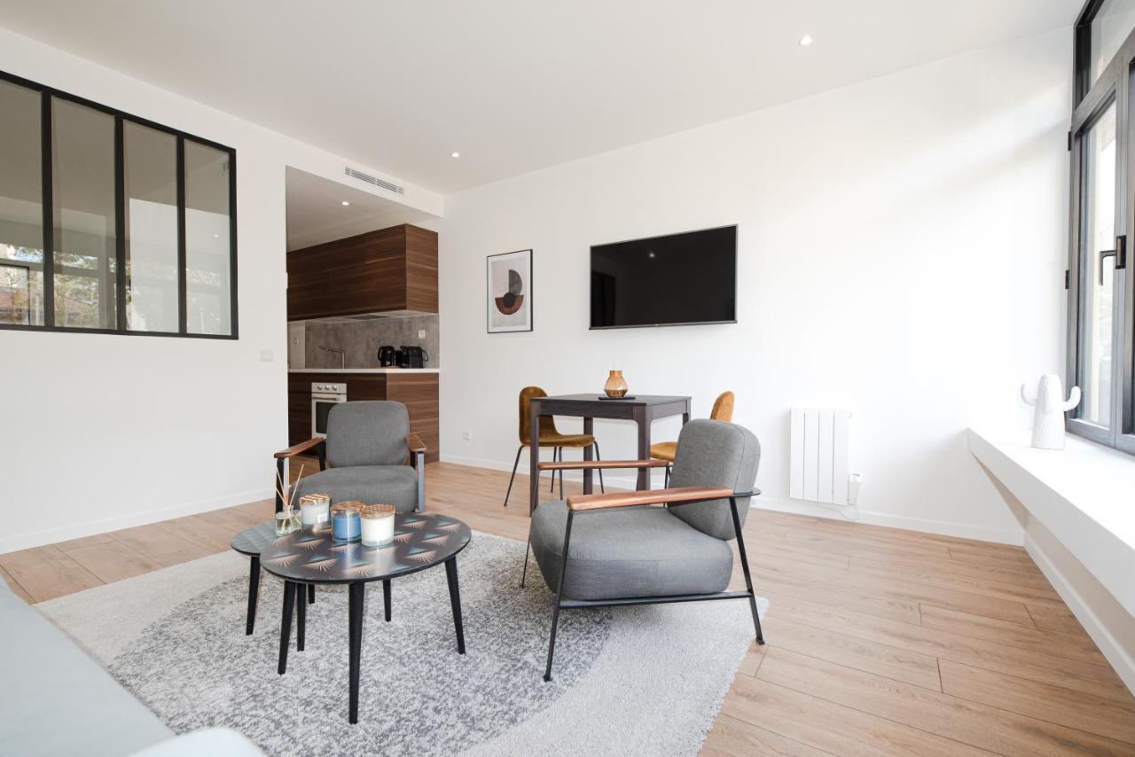 Luxury Residence - Paris South Монруж Екстериор снимка