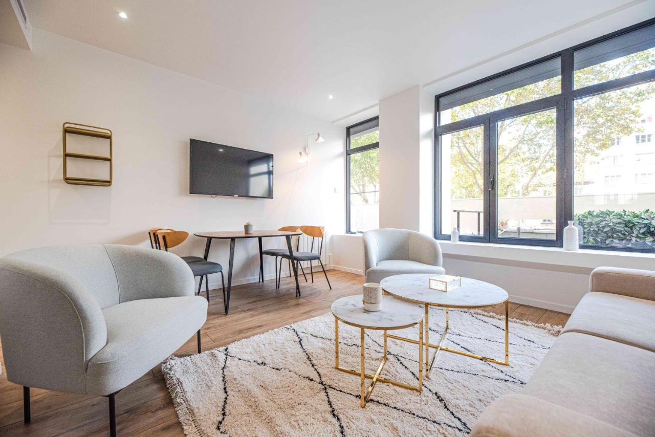 Luxury Residence - Paris South Монруж Екстериор снимка
